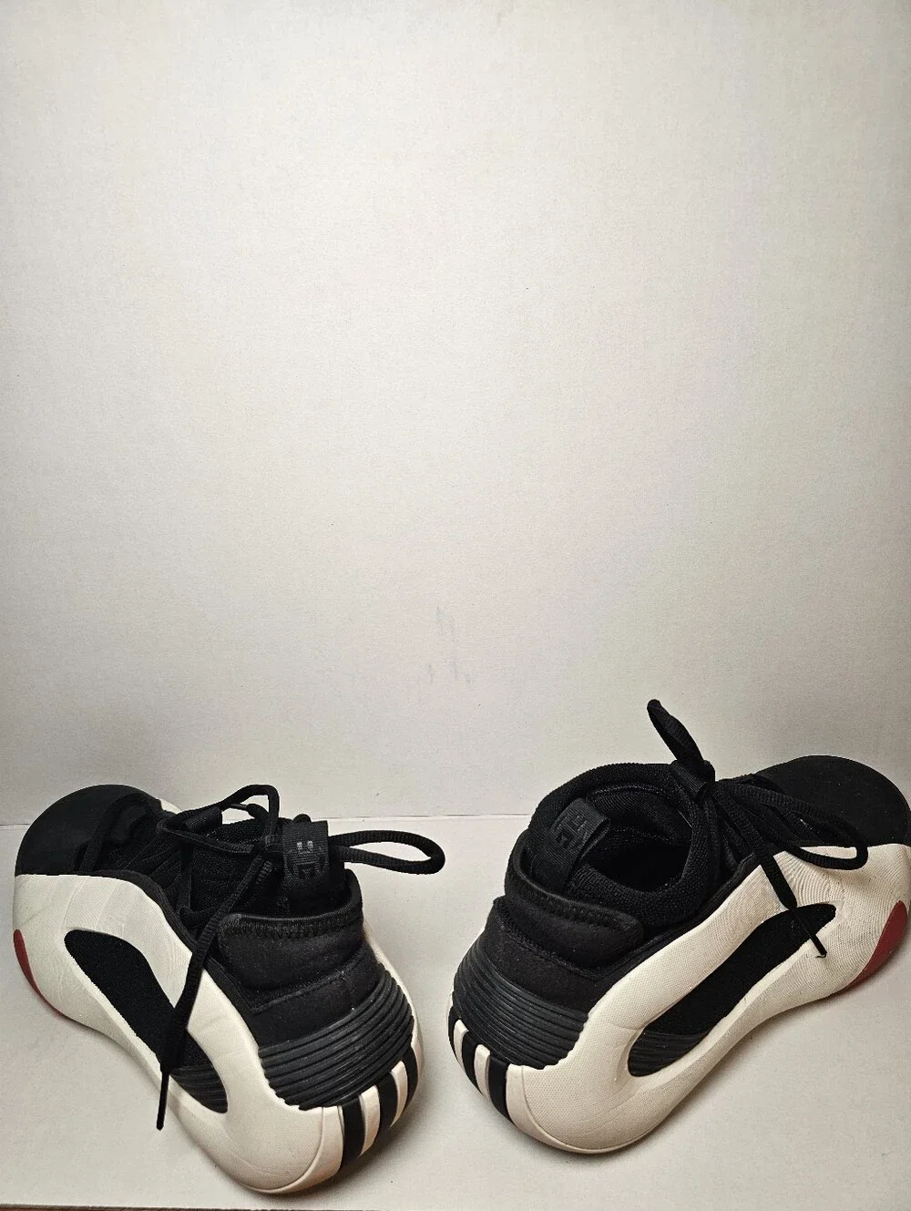 Adidas Harden Vol 8 Pioneer Men's Black and White Athletic Sneakers Size US 10.5